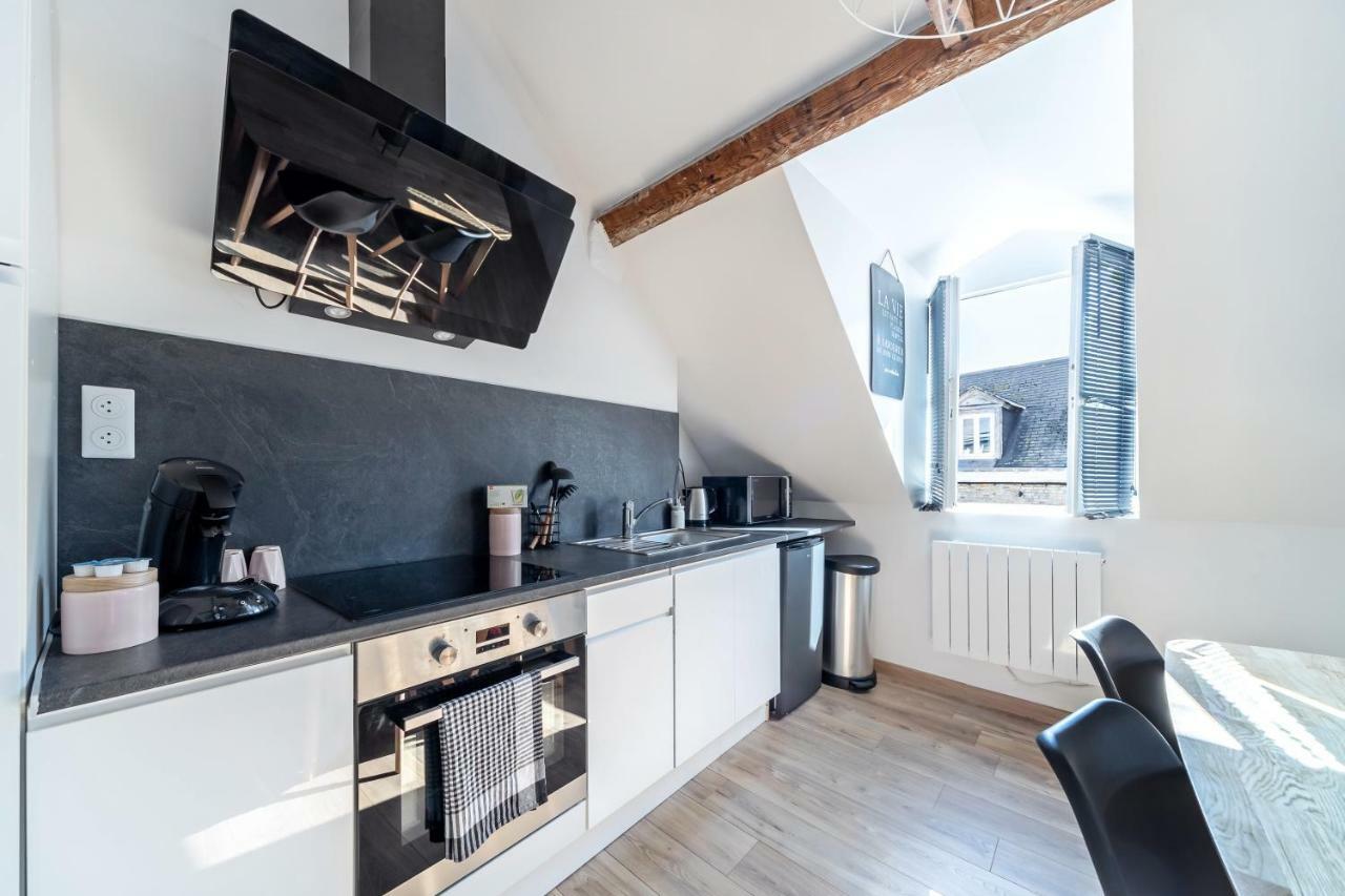 Appartement Cosy*** Centre Historique Dieppe - Rue Pietonne A 200M De La Plage Bagian luar foto