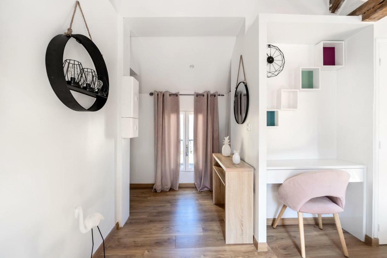 Appartement Cosy*** Centre Historique Dieppe - Rue Pietonne A 200M De La Plage Bagian luar foto