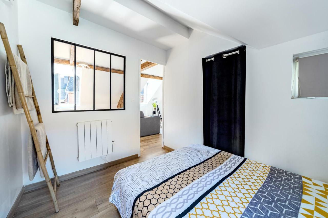 Appartement Cosy*** Centre Historique Dieppe - Rue Pietonne A 200M De La Plage Bagian luar foto